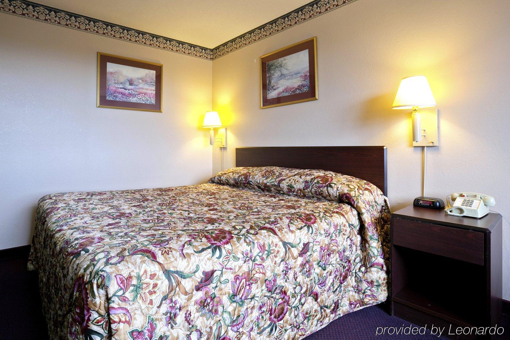 Super 8 By Wyndham Bedford Hotel Quarto foto