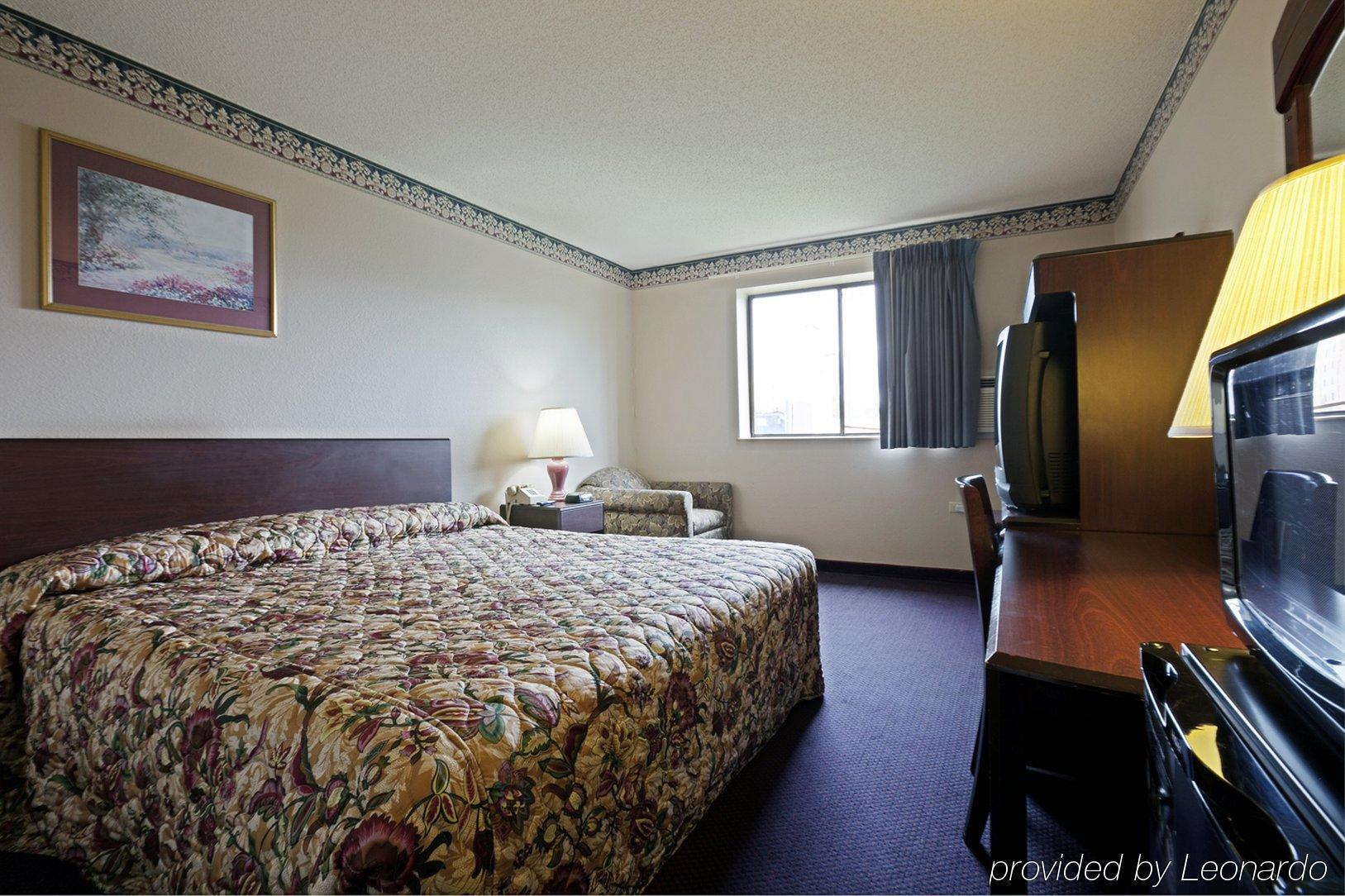 Super 8 By Wyndham Bedford Hotel Quarto foto