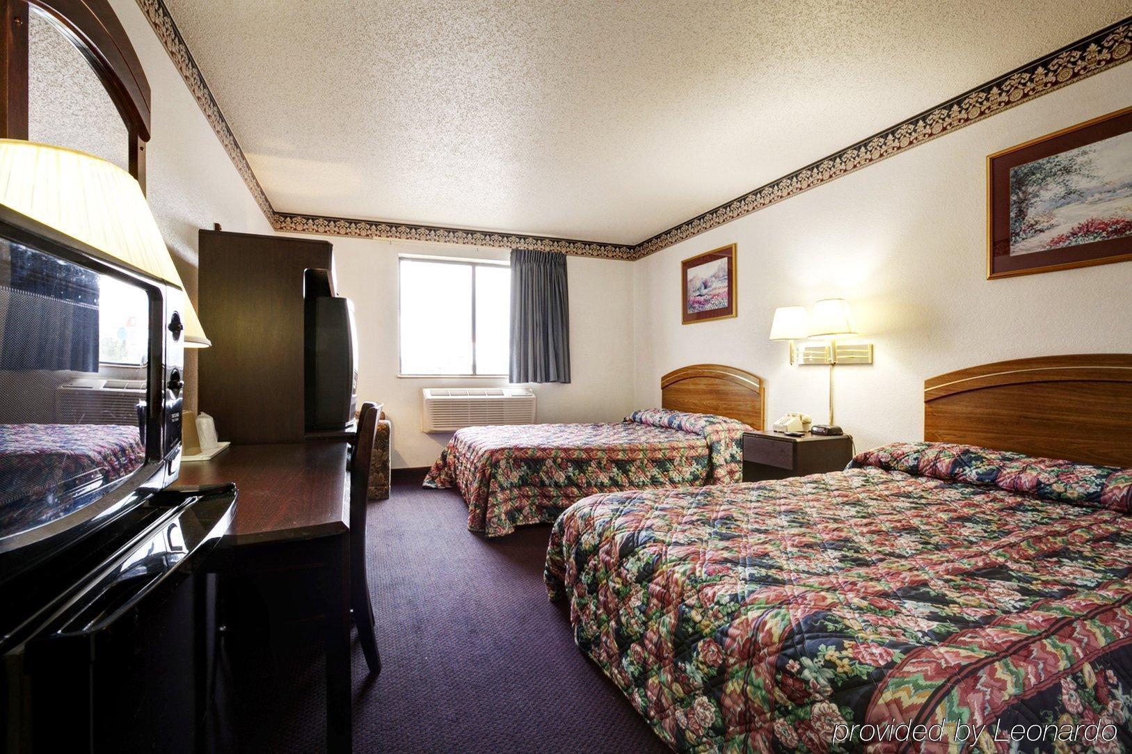 Super 8 By Wyndham Bedford Hotel Quarto foto